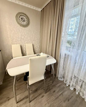 2-к квартира, вторичка, 70м2, 2/18 этаж