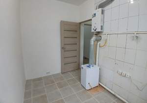 2-к квартира, вторичка, 42м2, 1/2 этаж