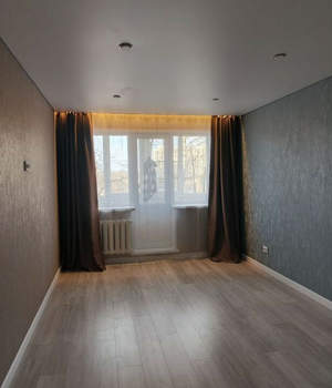 2-к квартира, вторичка, 42м2, 1/5 этаж