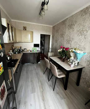 2-к квартира, вторичка, 62м2, 8/9 этаж
