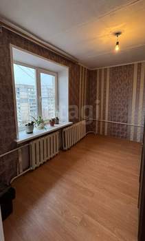 4-к квартира, вторичка, 61м2, 5/5 этаж
