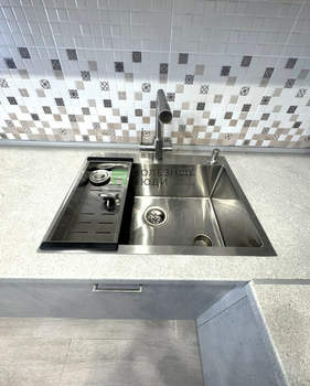 3-к квартира, вторичка, 92м2, 9/17 этаж