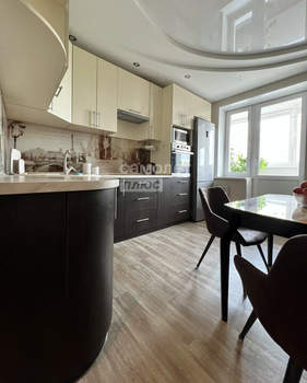 2-к квартира, вторичка, 67м2, 10/16 этаж