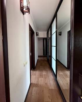 3-к квартира, вторичка, 76м2, 6/9 этаж