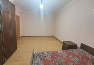 2-к квартира, вторичка, 64м2, 9/16 этаж