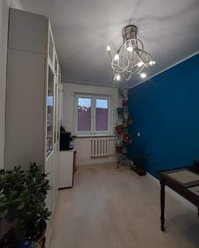 3-к квартира, вторичка, 57м2, 3/5 этаж
