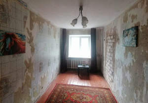 2-к квартира, вторичка, 42м2, 1/5 этаж