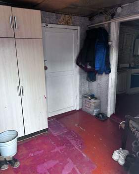 2-к квартира, вторичка, 61м2, 1/1 этаж