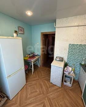 2-к квартира, вторичка, 51м2, 1/10 этаж
