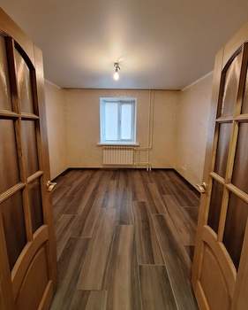 3-к квартира, вторичка, 56м2, 1/10 этаж