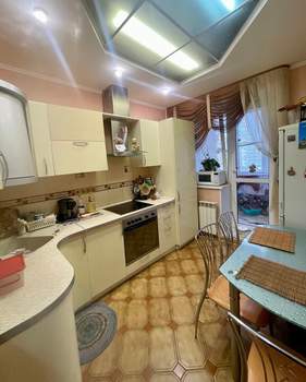 2-к квартира, вторичка, 60м2, 3/6 этаж