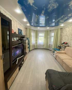 3-к квартира, вторичка, 71м2, 1/9 этаж