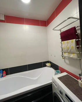 3-к квартира, вторичка, 80м2, 1/9 этаж