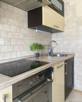 3-к квартира, вторичка, 100м2, 12/15 этаж