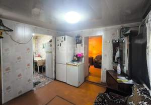 2-к квартира, вторичка, 62м2, 1/1 этаж