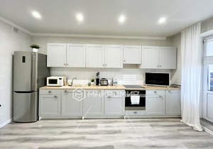 3-к квартира, вторичка, 95м2, 9/17 этаж