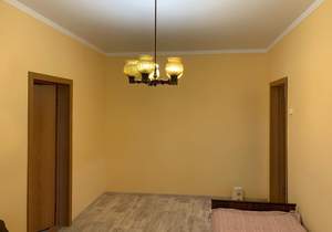 2-к квартира, вторичка, 42м2, 2/3 этаж