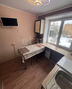 2-к квартира, вторичка, 45м2, 3/5 этаж