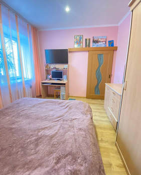 3-к квартира, вторичка, 60м2, 3/4 этаж