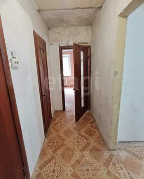 3-к квартира, вторичка, 64м2, 1/9 этаж