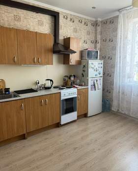 2-к квартира, вторичка, 74м2, 8/16 этаж