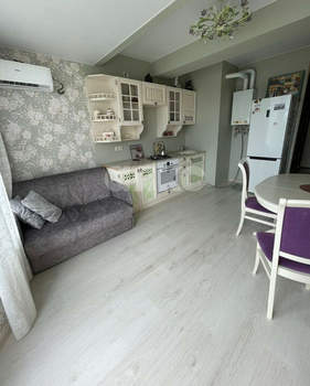 3-к квартира, вторичка, 42м2, 9/11 этаж