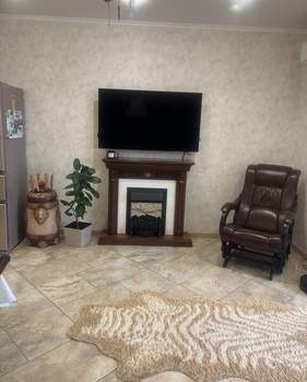 2-к квартира, вторичка, 75м2, 1/9 этаж