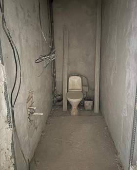 3-к квартира, вторичка, 131м2, 1/9 этаж