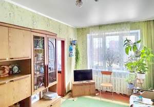 2-к квартира, вторичка, 43м2, 1/4 этаж