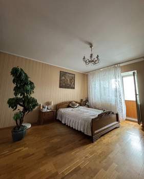 3-к квартира, вторичка, 100м2, 7/9 этаж