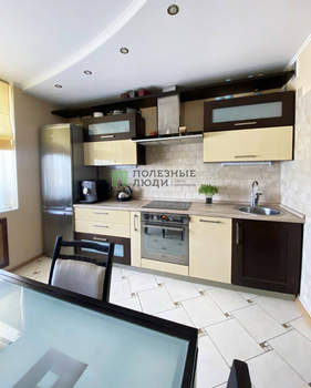 3-к квартира, вторичка, 100м2, 12/15 этаж