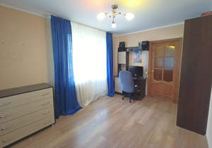 2-к квартира, вторичка, 53м2, 1/1 этаж