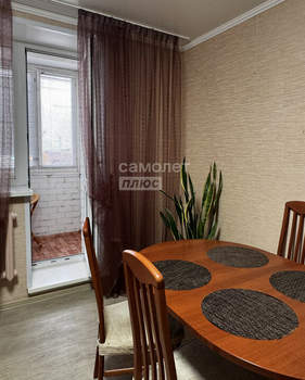 4-к квартира, вторичка, 102м2, 4/9 этаж