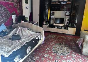 2-к квартира, вторичка, 61м2, 1/1 этаж