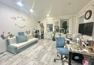 2-к квартира, вторичка, 65м2, 9/9 этаж