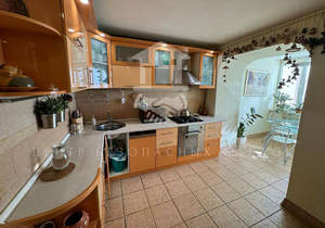 3-к квартира, вторичка, 118м2, 4/7 этаж