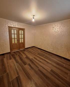 3-к квартира, вторичка, 56м2, 1/10 этаж
