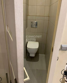 2-к квартира, вторичка, 64м2, 1/9 этаж