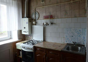 2-к квартира, вторичка, 44м2, 1/4 этаж