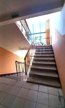 2-к квартира, вторичка, 54м2, 9/10 этаж