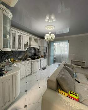 3-к квартира, вторичка, 117м2, 2/5 этаж