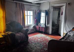 2-к квартира, вторичка, 61м2, 1/1 этаж