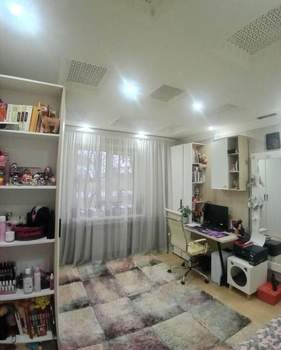 2-к квартира, вторичка, 53м2, 1/9 этаж