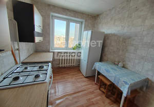 2-к квартира, вторичка, 54м2, 9/9 этаж