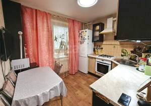 3-к квартира, вторичка, 64м2, 1/10 этаж