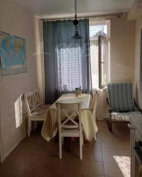 3-к квартира, вторичка, 57м2, 1/4 этаж