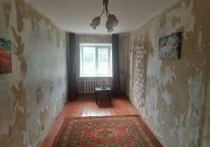 2-к квартира, вторичка, 42м2, 1/5 этаж