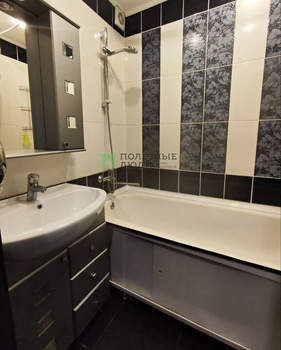 3-к квартира, вторичка, 63м2, 5/9 этаж