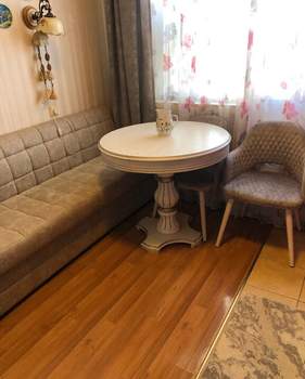 1-к квартира, вторичка, 42м2, 4/10 этаж