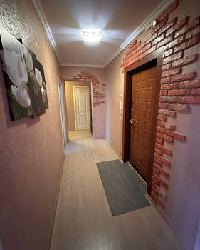 2-к квартира, вторичка, 61м2, 9/9 этаж